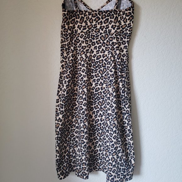 Harvey's - Sweet & Unique Leopard Print Dress - Picture 6 of 11